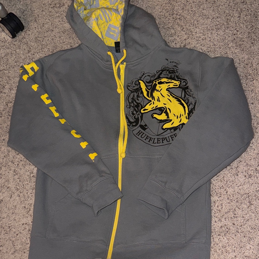 Warner Bros. Gray and Yellow Harry Potter Hoodie